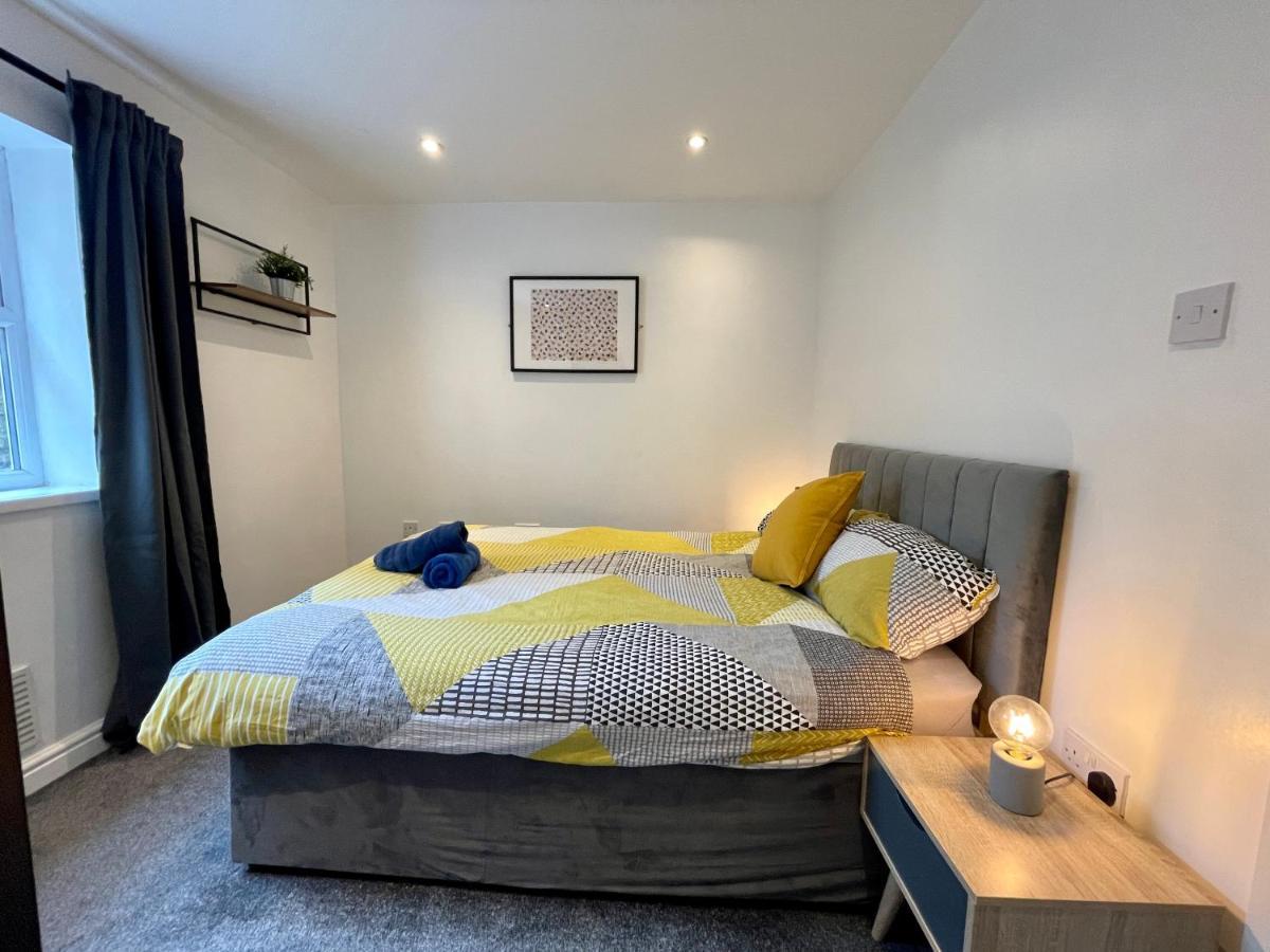 6 Person Apartment In City Centre 카디프 외부 사진